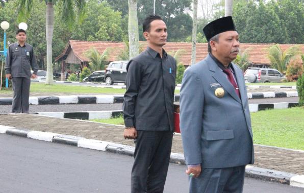 Gubernur  Kepulauan Bangka Belitung, Rustam Effendy